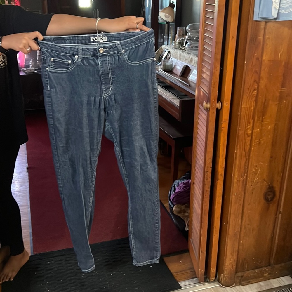 Reign jeans